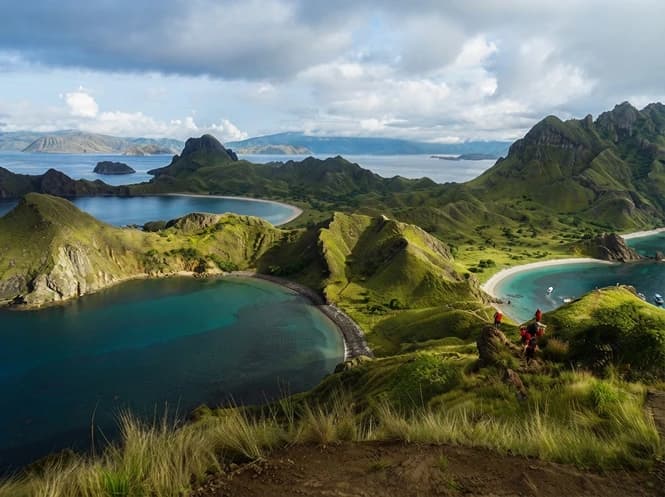 The Komodo Passage gallery 2